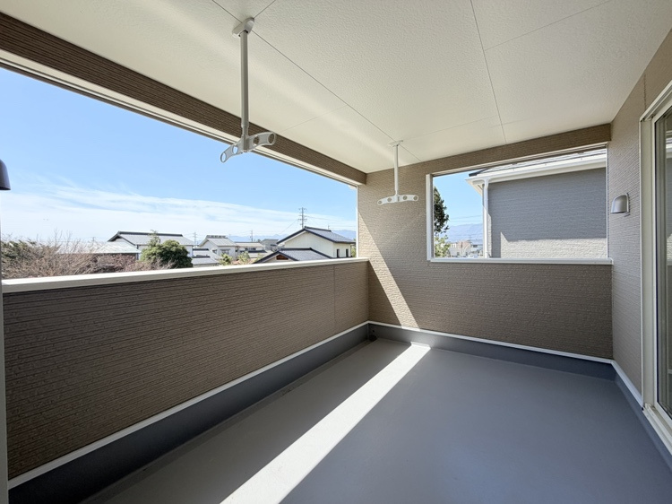 島内第4　のバルコニー