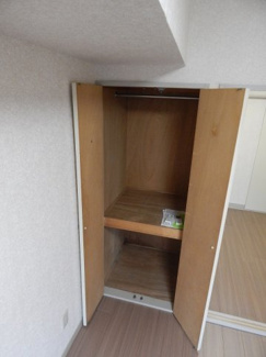 【収納】 | ※写真は同物件内、別のお部屋の様子です