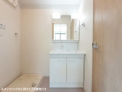 【洗面所】 | ブリュームⅠ | 脱衣スペースもあります