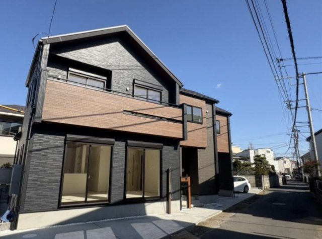 茅ヶ崎市東海岸北4丁目　敷地広々新築戸建ての外観