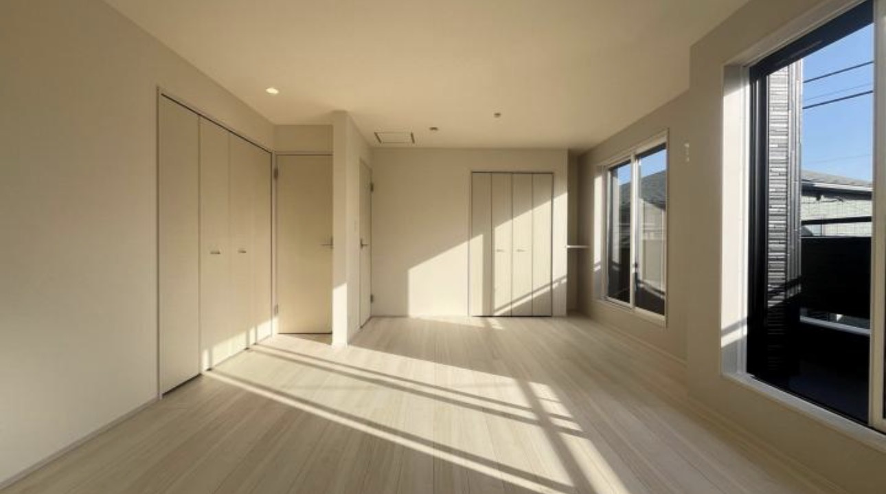 茅ヶ崎市東海岸北4丁目　敷地広々新築戸建ての洋室