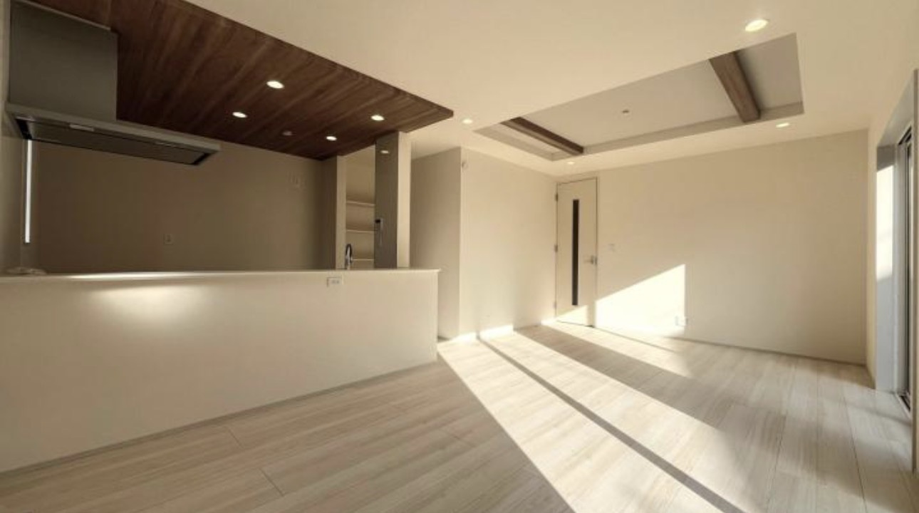 茅ヶ崎市東海岸北4丁目　敷地広々新築戸建ての居間・リビング