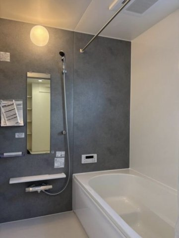 茅ヶ崎市東海岸北4丁目　敷地広々新築戸建ての浴室