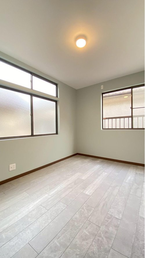 甲子園網引町中古戸建の洋室