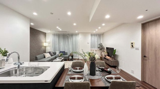 【居間・リビング】 | THE TOKYO TOWERS MID TOWER | ゆったりとした居間です