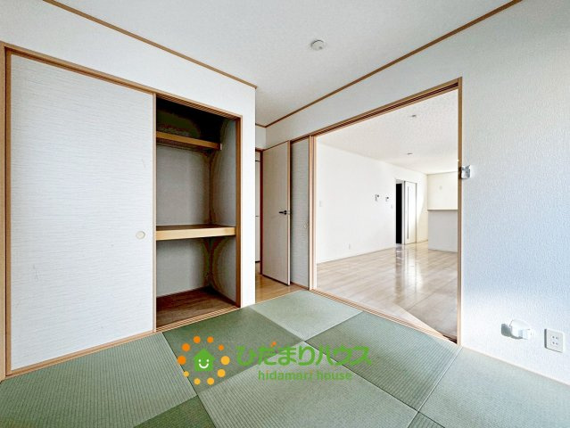 幸手市中５丁目　中古一戸建ての収納