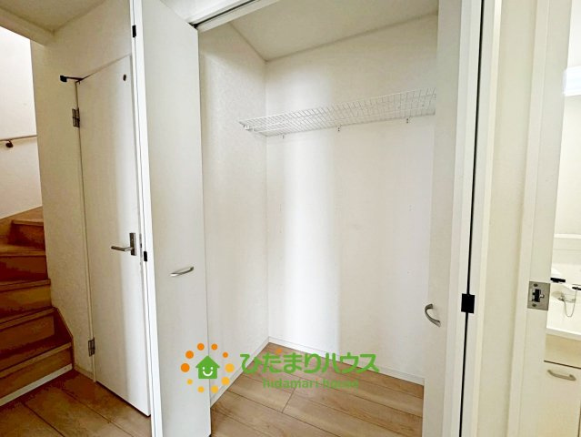 幸手市中５丁目　中古一戸建ての収納