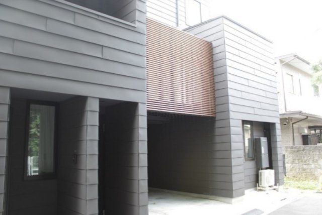 ORIENTAL APARTMENTのエントランス