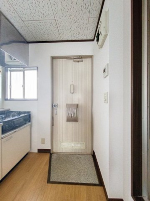 【玄関】 | ラ・フォンテーヌA