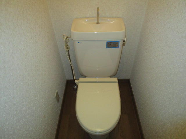 小島ハウスのトイレ