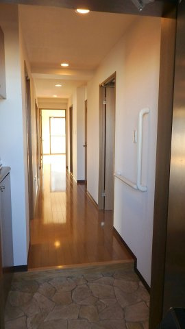 フェリスカーサの玄関|入居中につき画像は同一個室を過去に撮影したものです（参考）