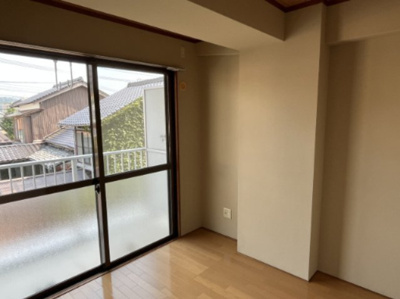 【居間・リビング】 | 森脇ビル | 同間取り別部屋写真です。