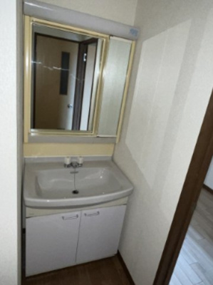 【洗面所】 | 森脇ビル | 同間取り別部屋写真です。