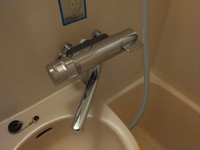 ルミエールミタの洗面所|サーモスタット混合水栓