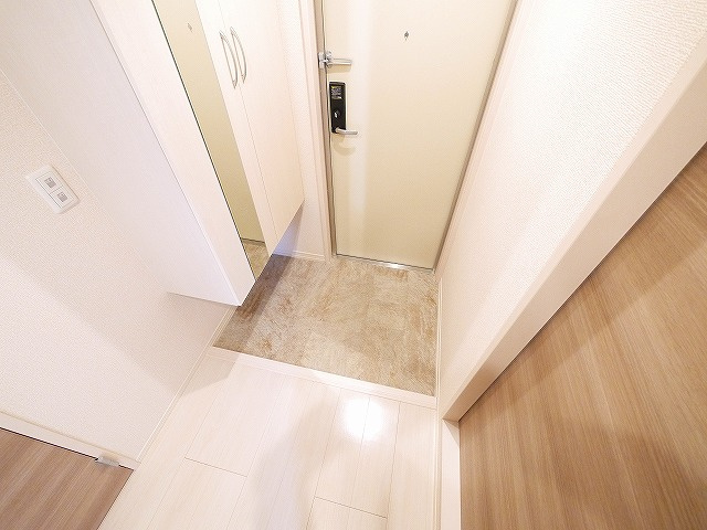 シャン　ドゥ　フルールの玄関|落ち着いた玄関です