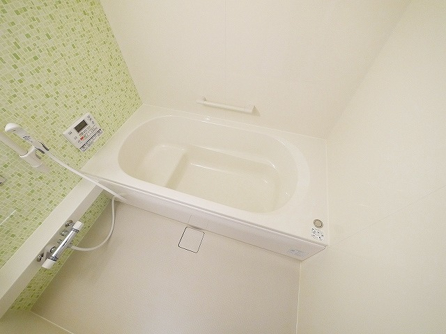 シャン　ドゥ　フルールの浴室|落ち着いた空間のお風呂です