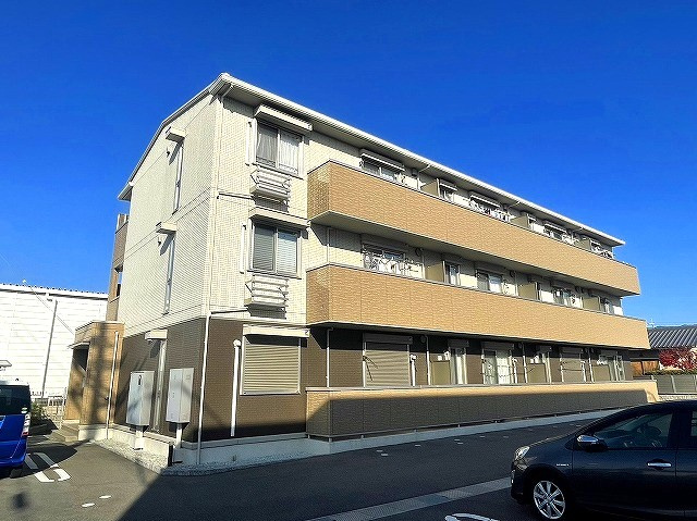 シャン　ドゥ　フルールの外観|外はこのようになっています