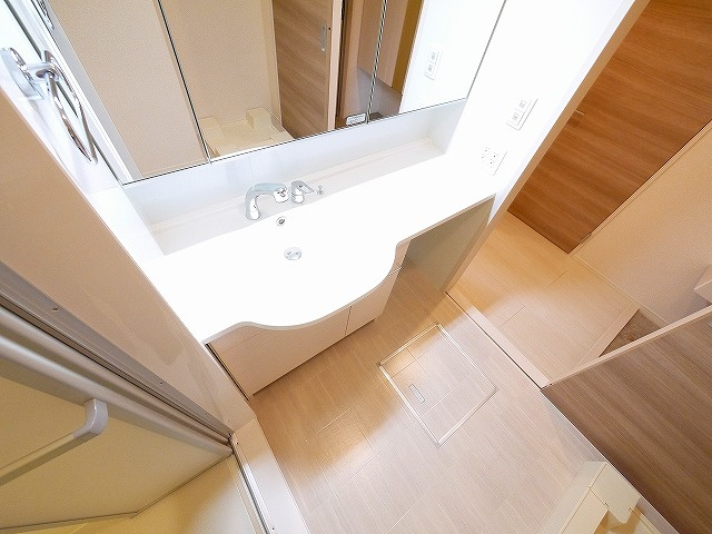 シャン　ドゥ　フルールの洗面所|使いやすい洗面所です