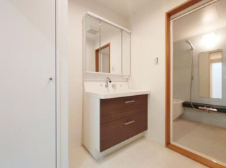 【独立洗面台】 | グランドヒル西宮高座台マンションＡ棟