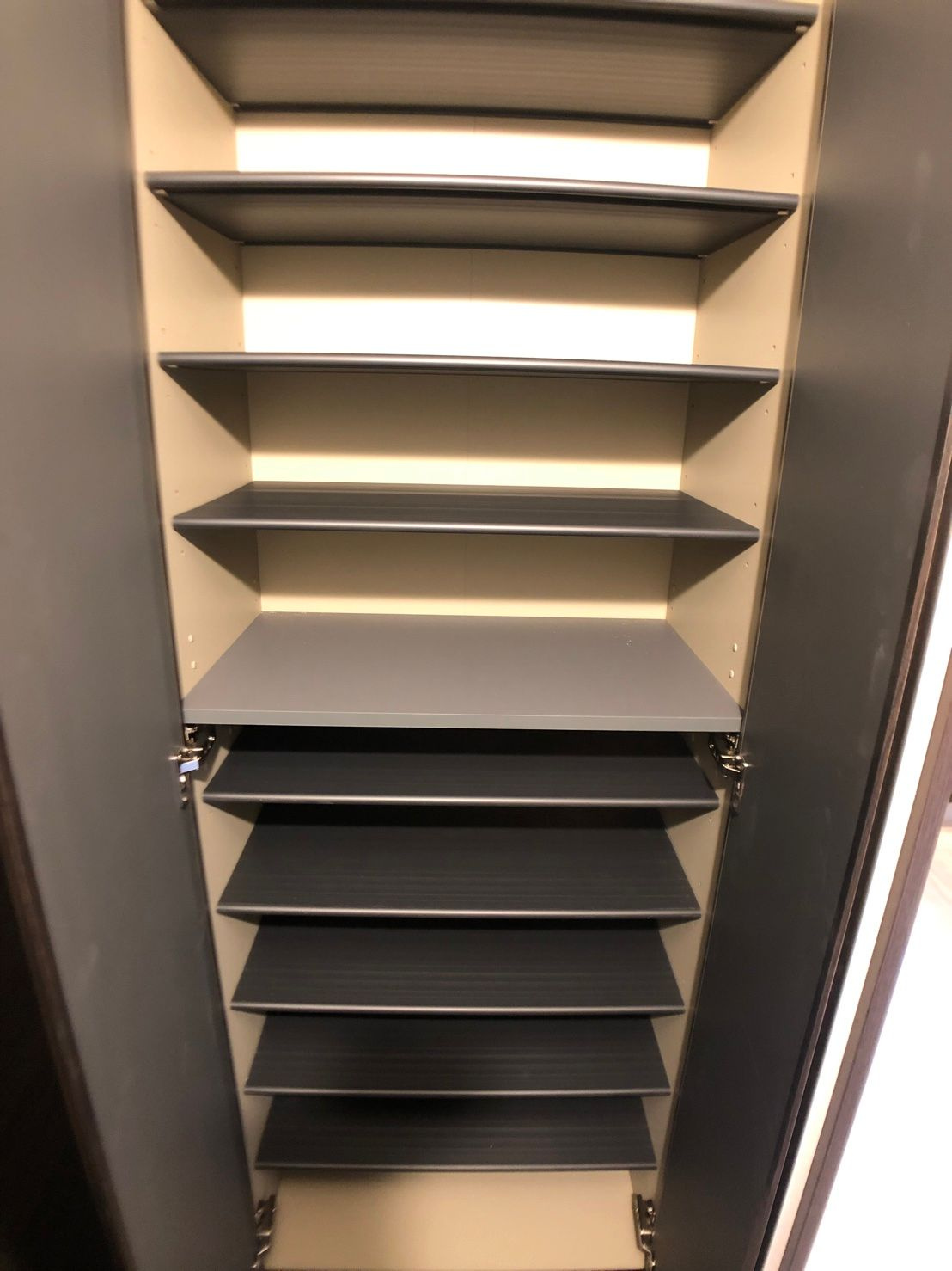 オークレジデンス亀沢の収納|別部屋画像です