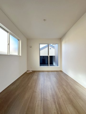 西区古江西町の子供部屋|2階6帖の洋室☆