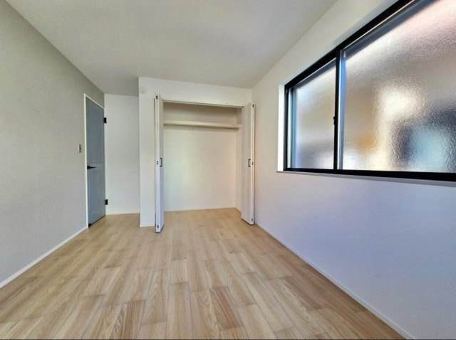 茅ヶ崎市小和田1丁目　新築戸建の洋室