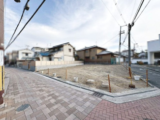 【前面道路含む現地写真】 | 金岡町　売土地 | 大阪メトロ御堂筋線「新金岡」駅まで徒歩１５分！毎日の通勤や通学に便利です！忙しい朝や遅い帰宅時にも安心ですね♪