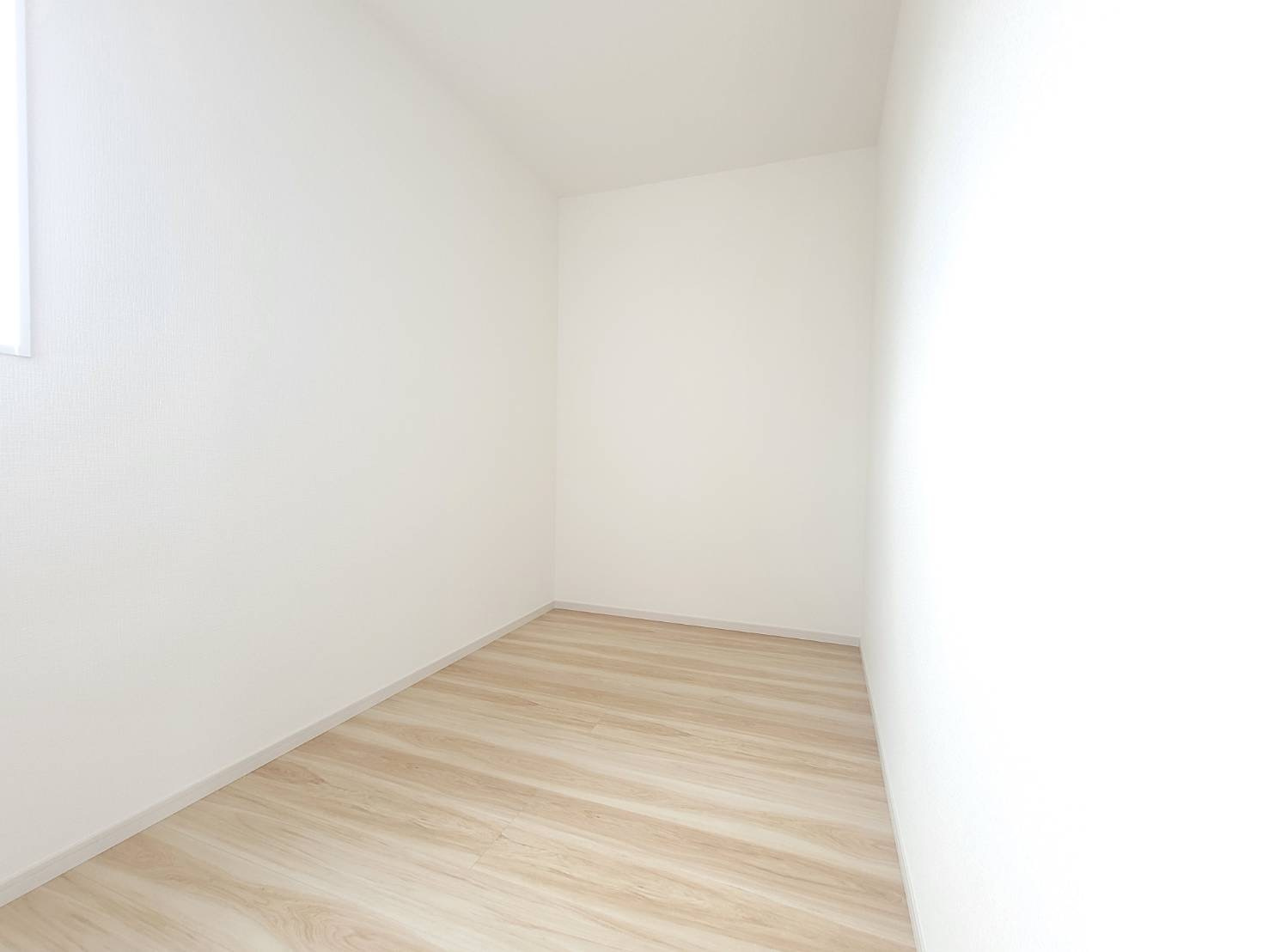 【LIGARE】さくら市氏家 11期の収納|〇1号棟2Fフリースペース〇
２階廊下に設けたフリースペースは、皆様の「あったらいいな」を実現したプランニングです。
※2026年3月撮影