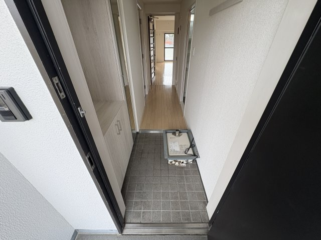 ベルダ鈴蘭台の玄関