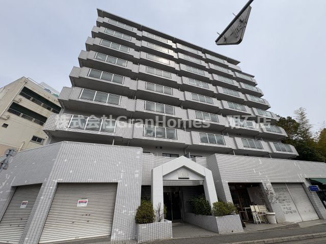 ベルダ鈴蘭台の外観