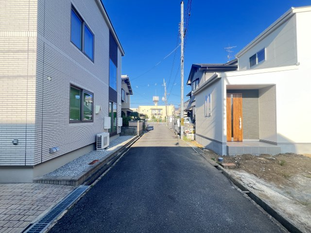 磯城郡田原本町大字宮森の前面道路含む現地写真