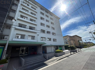 鉄筋コンクリート造9階建