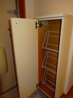 ＤＲホームズ都立家政の玄関