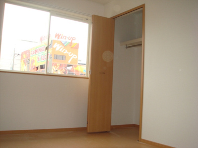 【洋室】 | メゾンソレイユ