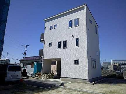 安芸郡府中町桃山２丁目　新築一戸建て(全2棟)の外観