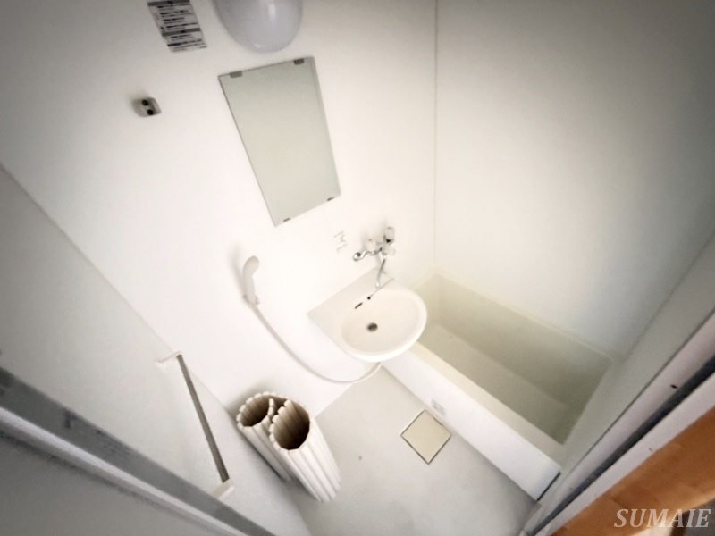 前田マンションの浴室|2点ユニットバスです☆