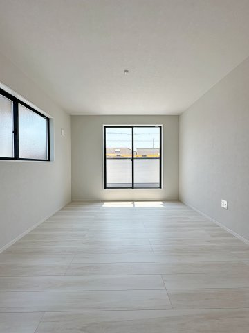 ●佐伯区美の里1丁目の寝室|広々とした8.8帖の主寝室☆