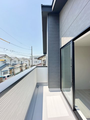 ●佐伯区美の里1丁目のバルコニー|たくさん干せるワイドバルコニー☆