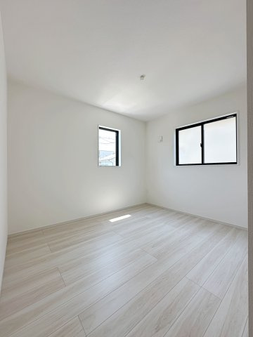 ●佐伯区美の里1丁目の洋室|5.7帖の洋室☆