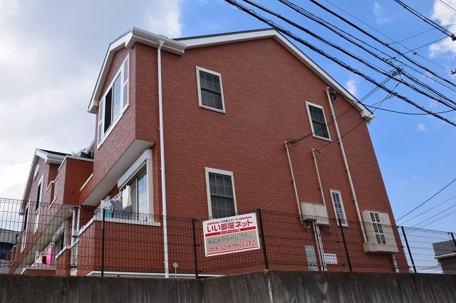 クレストヒルズ