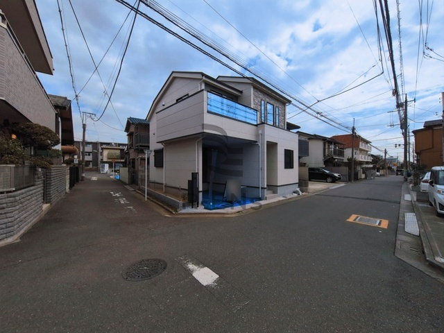 【前面道路含む現地写真】 | 練馬区富士見台２丁目　新築戸建て | 見通しもよく、落ち着いた住宅街でゆったり過ごせます