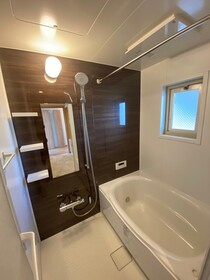 クローバー花畑ガーデンの浴室|きれいなお風呂です