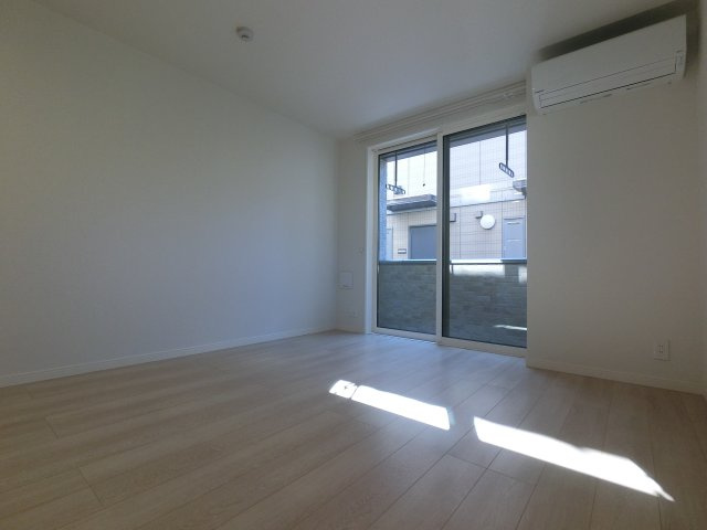 Partenza松波さくら通りの居間・リビング