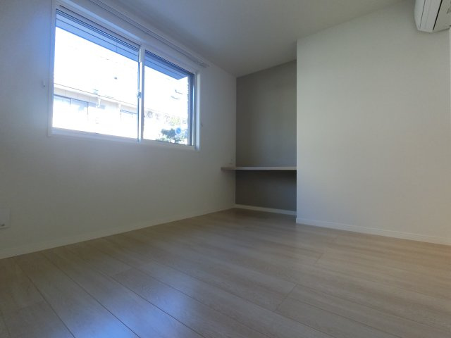 Partenza松波さくら通りの洋室