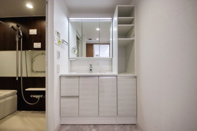 【独立洗面台】 | エルフィーノ横浜市沢の丘