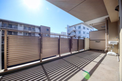 【バルコニー】 | エルフィーノ横浜市沢の丘