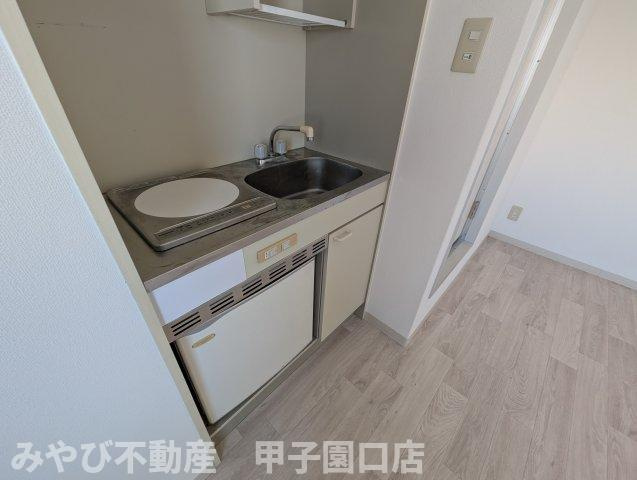 ex21瓦林のキッチン