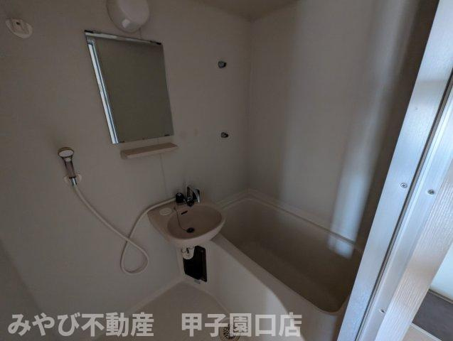 KSグランツの洗面所