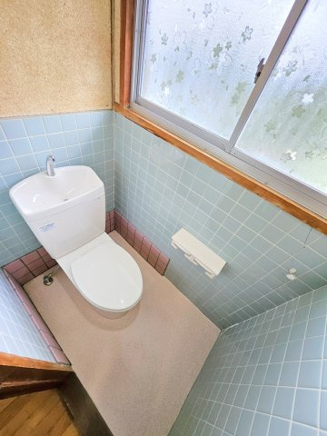 天領町M貸家のトイレ