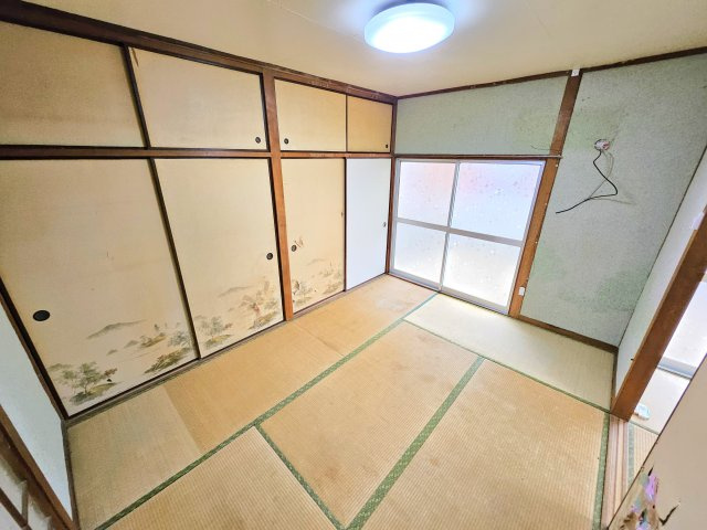 天領町M貸家の子供部屋|※入居時に畳は表替え致します